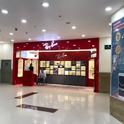Ray Ban showroom (Lulu Mall, Cochin)
