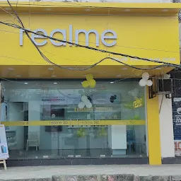 Realme Exclusive Store