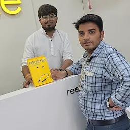 REALME EXCLUSIVE STORE