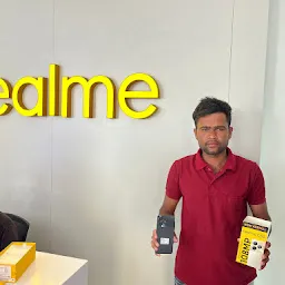 Realme Smart Store Exclusive