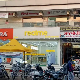 realme Smart Store - Junagadh