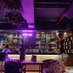 Rebound - Cafe Lounge & Bar