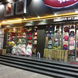 Red Teddy Exclusive Gifts Showroom
