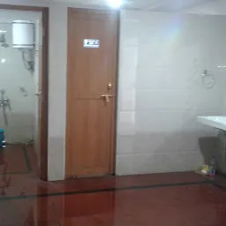 Refreshing A.C. Lounge Pay & Use Washrooms / Toilets
