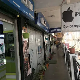 Reliance Mobile Store