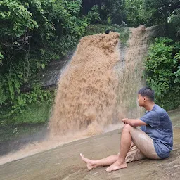 Risang Waterfall (Terang Toikalai)