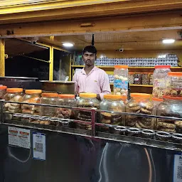 Ritu bhai tea stall. (opolfed counter)