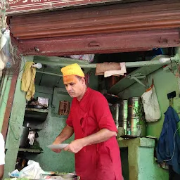 Roopa Kachori Wala - Shri Gurukrupa Balbhog