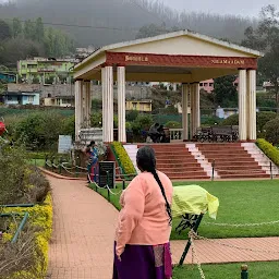 Rose Garden Entrance 2