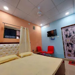 Rose’s Inn Guest House Varanasi