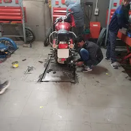 Royal Enfield Service Center - Nili Automobiles