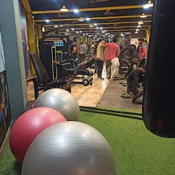 Royal Fitness Unisex Gym