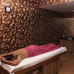 Royal Lemon Spa In Chembur