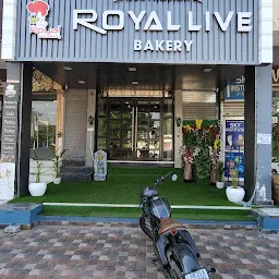 Royal Live Bakery Sector 14