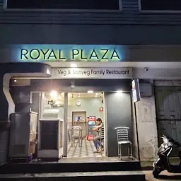 Royal Plaza