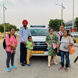 RTT, Taxi Service in Amritsar – Hire Innova, Etios, Amaze, Tempo Travellers, SML