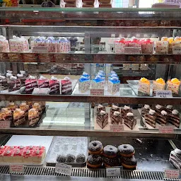 S.R.M.SWEETS & CAKES