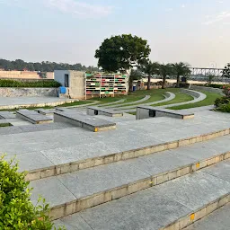 Sabarmati Rivor Front Amphitheater