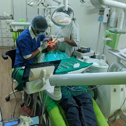 Sabka dentist - Chembur (East)