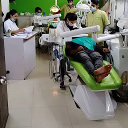 Sabka dentist - Chinchwad