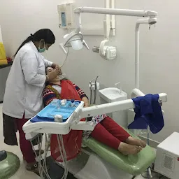 Sadguru Eye & Dental Hospital (Eye Doctor and Dentist)