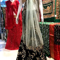 Sadhna Cloth Store