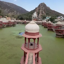 Sagar - The Pond at Vinaya Vilas