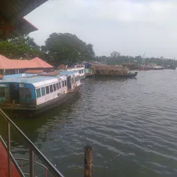 Saha Yathri House Boat Tours