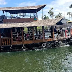 SahaYathri Tours,Houseboats