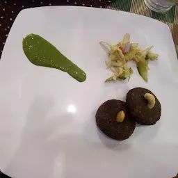 SAHYOG RESTAURANT & BANQUET (FATEHGUNJ VADODARA)