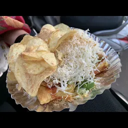 Sainath Sandwich & Puff Center