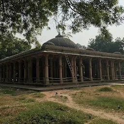 Saiyed Usman Tomb And Mosque