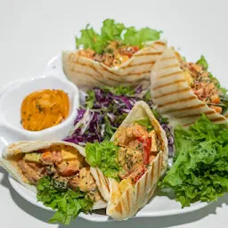 Salad Time - Healthy Food Cafe for Fresh Salads, Wraps and Cold Press Juices