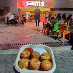 Sam's momos