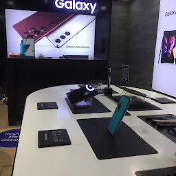 Samsung SmartCafé ( Hello Mobiles)
