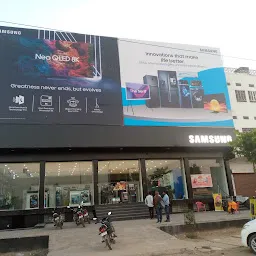 Samsung SmartPlaza - Shivam
