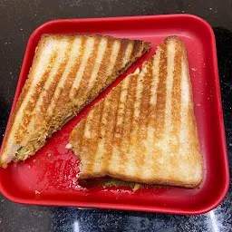 Sandwich Square