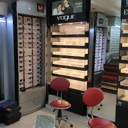 Sanjeev Optical Centre | Ray-Ban Store in Moradabad | zeiss lens | essilor lenses | Sunglasses Shop