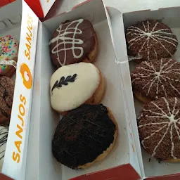 Sanjos Donuts