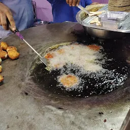 Santosh Chaat Corner