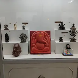 Sarasbag ganesh museum