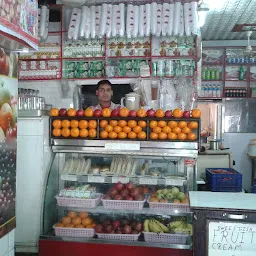 Sardar Boy's Fast Food And Juice Corner