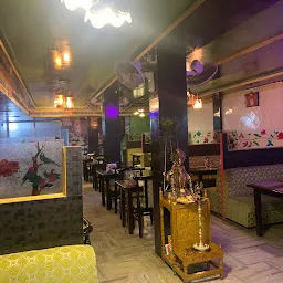 saregama bar& restaurant A/C ,rooms ,garden up