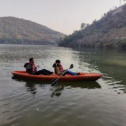 Sariyatal Lake
