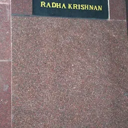 Sarvepalli Radha Krishnan Statue