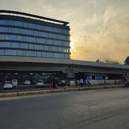 Science City approach brts bus station