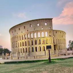 Sculpture Of Colosseum