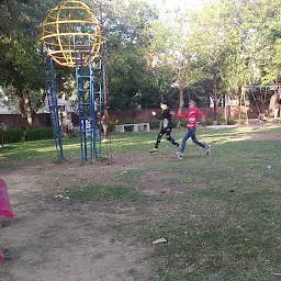 Sec 8 park