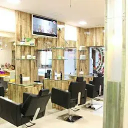 Shadow Hair and Beauty salon, Bhandara