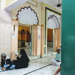 SHAH MUQUMAL SHAH DARGAH